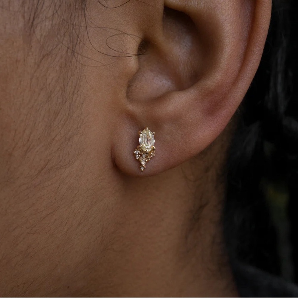[ISO] Laurie Fleming Naupaka Earrings | DO NOT BUY